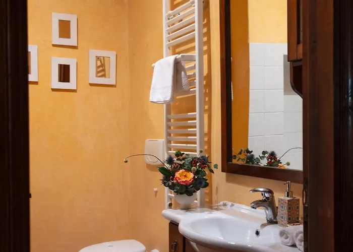 Romantico A 10 Minuti A Piedi Ponte Vecchio E 5 Minuti Da Palazzo Pitti , Ideale Per Coppie E Famiglie, In Area Unesco 아파트 *